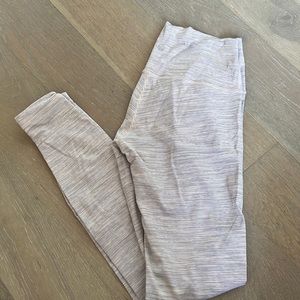 Lululemon full on Luxtreme Wunder under 28in